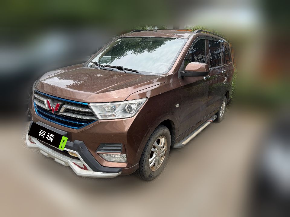 Wuling Hongguang S 2019 1.5 MT Standard 7-8 Seater