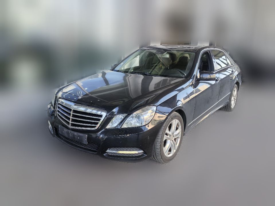 Mercedes-Benz E 300 L 2012 3.0 AT Stylish
