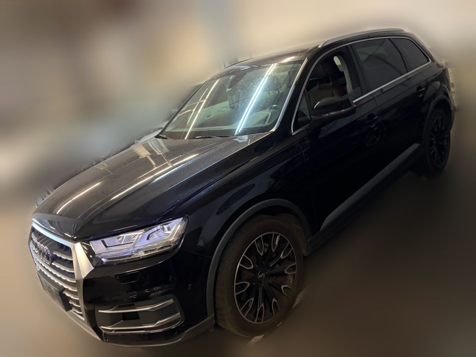 Audi Q7 2018 3.0TFSI AT 45TFSI Technology