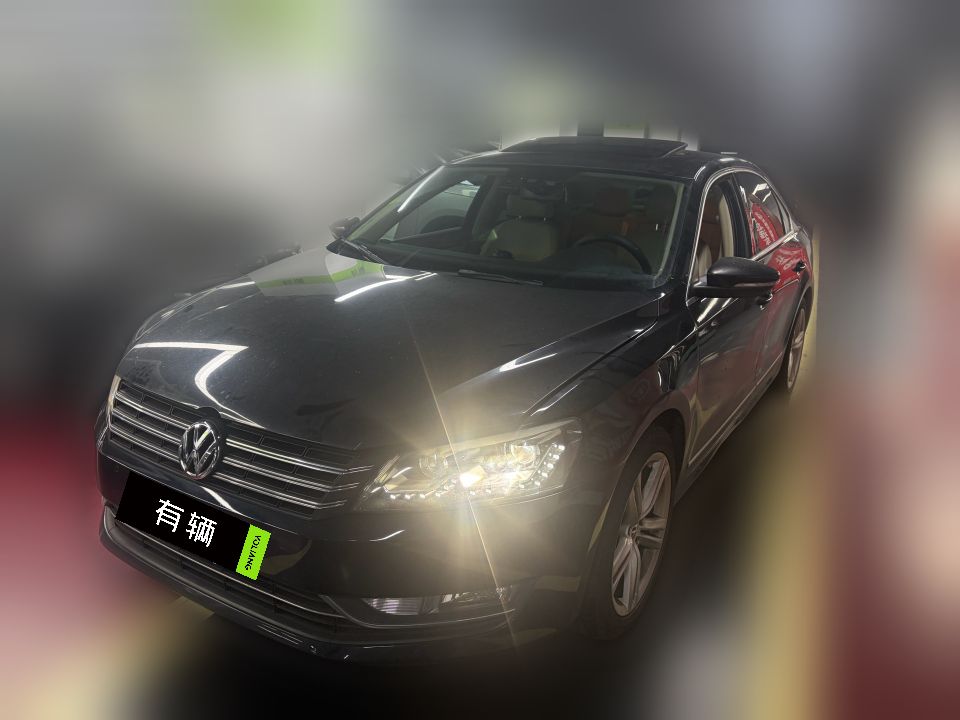 Volkswagen Passat 2014 2.0TSI DCT Royal