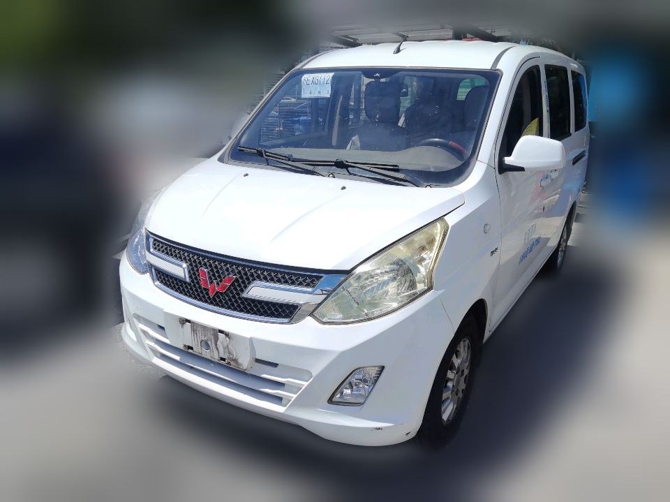 Wuling Rongguang V 2018 1.5 Manual Standard 7-8 Seats
