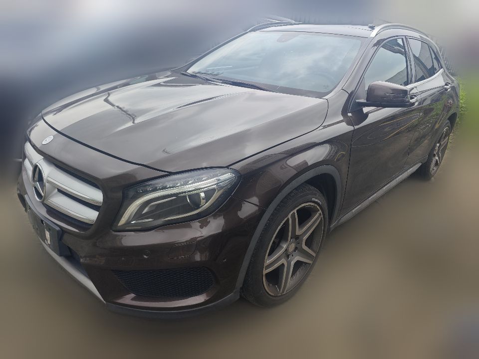 Mercedes-Benz GLA 260 4MATIC 2015 2.0T DCT Sport