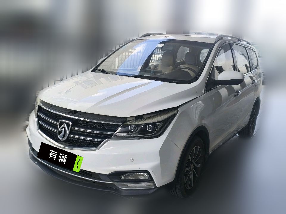 Baojun 730 2017 1.5T Manual Luxury 7-Seater