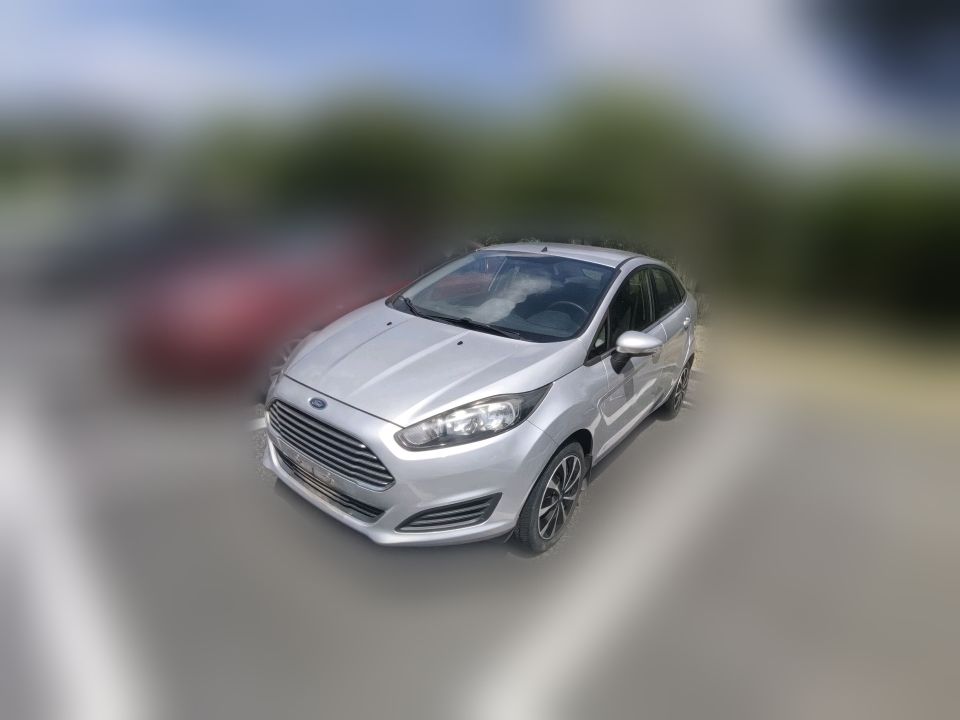 Ford Fiesta Sedan 2013 1.5 MT Trend