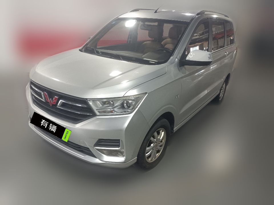 Wuling Hongguang S 2019 1.5 MT Comfort 7-8 Seats