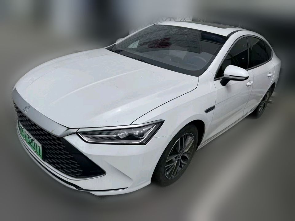 BYD Qin PLUS DM-i 2021 1.5 CVT Premium 55KM