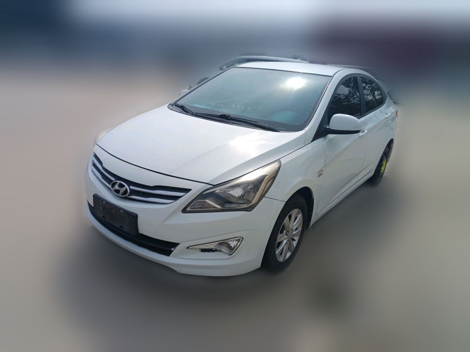 Hyundai Reina 2014 1.4 Manual GLS Smart