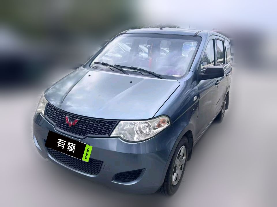 Wuling Hongguang 2014 1.5 MT Basic 7-8 Seater
