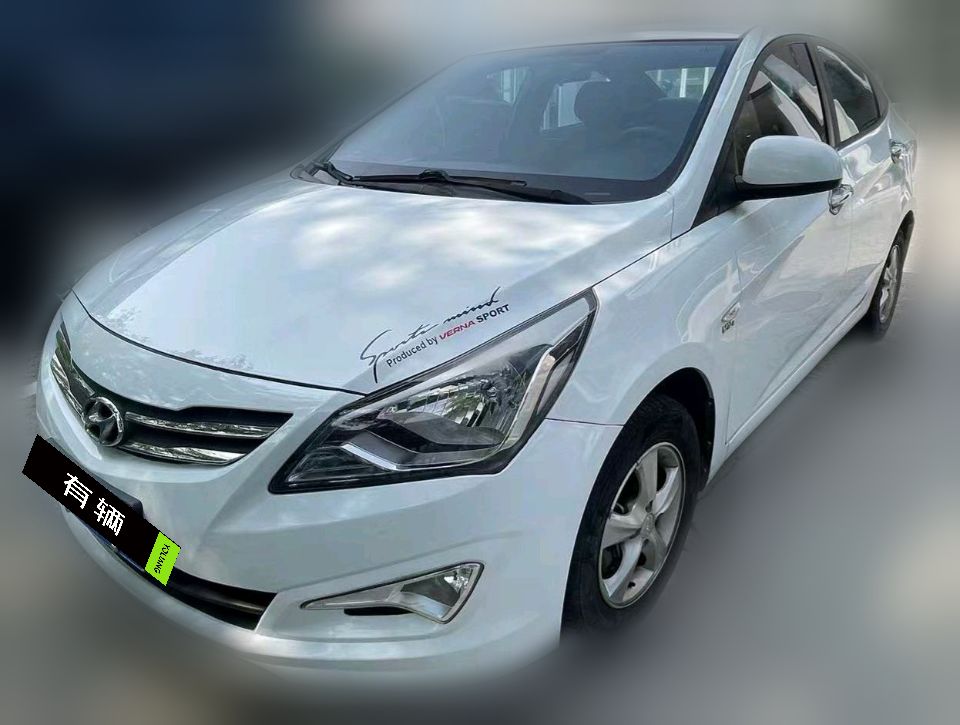 Hyundai Reina 2016 1.4 MT GLS Smart