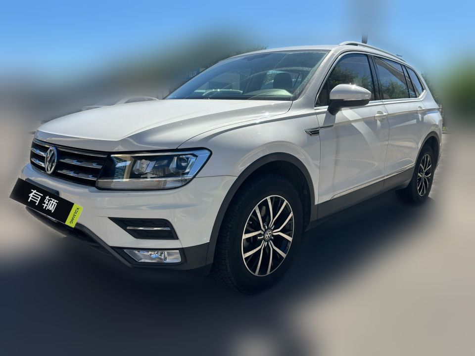 Volkswagen Tiguan L 2018 2.0 TSI DCT 330TSI FWD Luxury