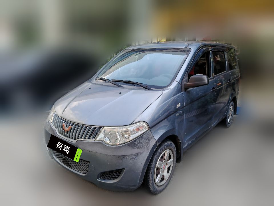 Wuling Hongguang 2013 1.5 Manual Basic 7-8 Seater