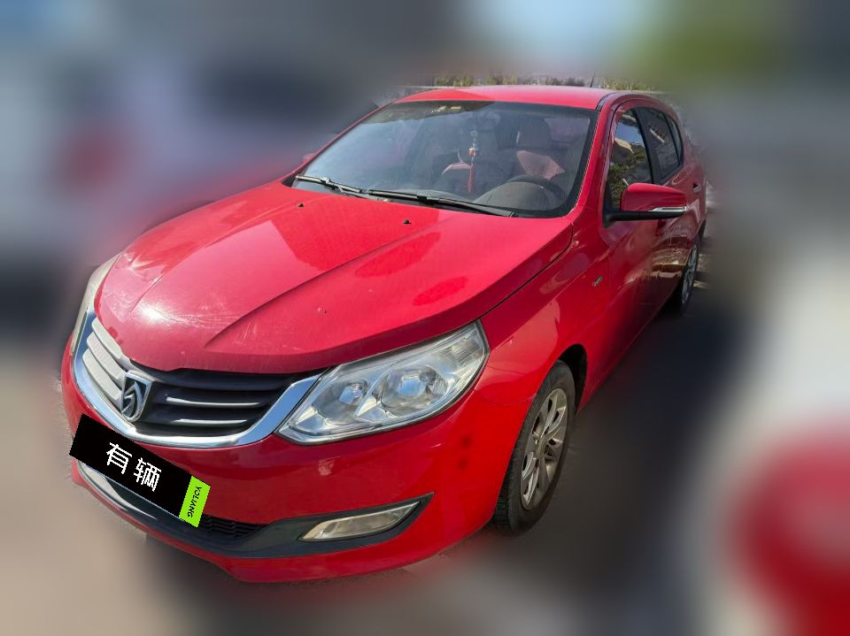 Baojun 610 2014 1.5 MT Standard