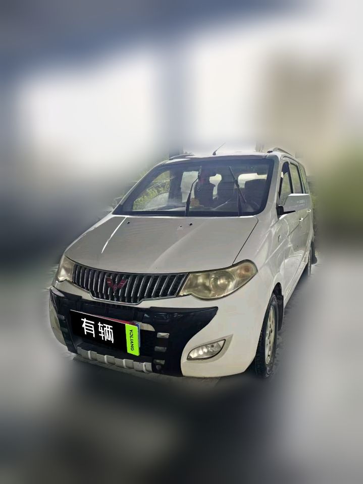 Wuling Hongguang 2014 1.2 Manual Base 7-8 Seater