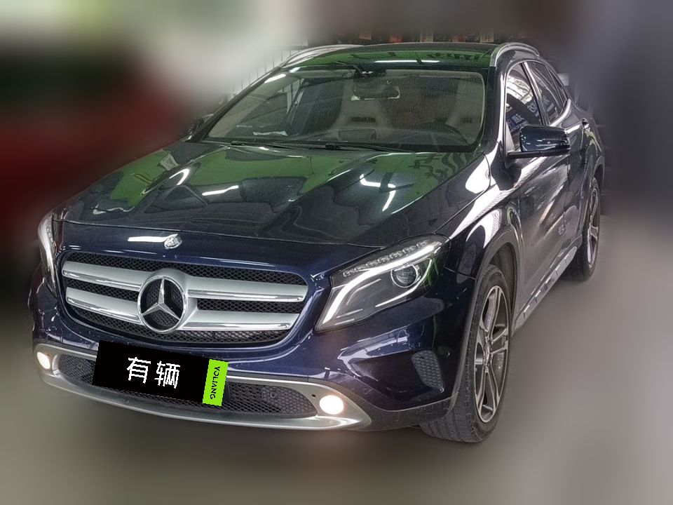 Mercedes-Benz GLA 220 4MATIC 2015 2.0T DCT Luxury
