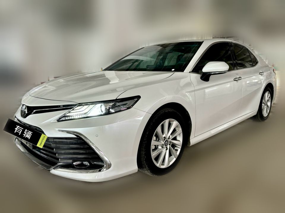 Toyota Camry 2021 2.0G CVT Luxury