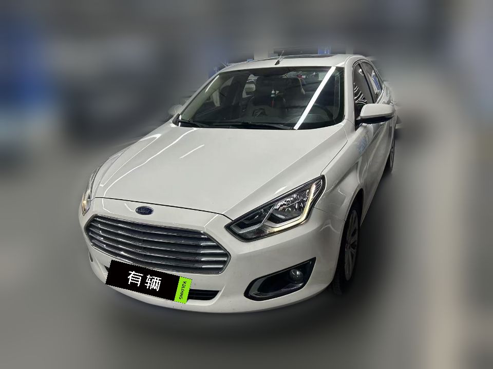 Ford Escort 2015 1.5 AT Fashion