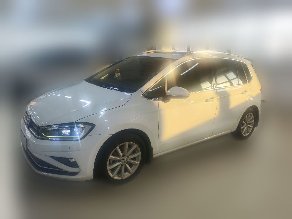 Volkswagen Golf Touran 2019 1.4TSI DCT 280TSI Curious