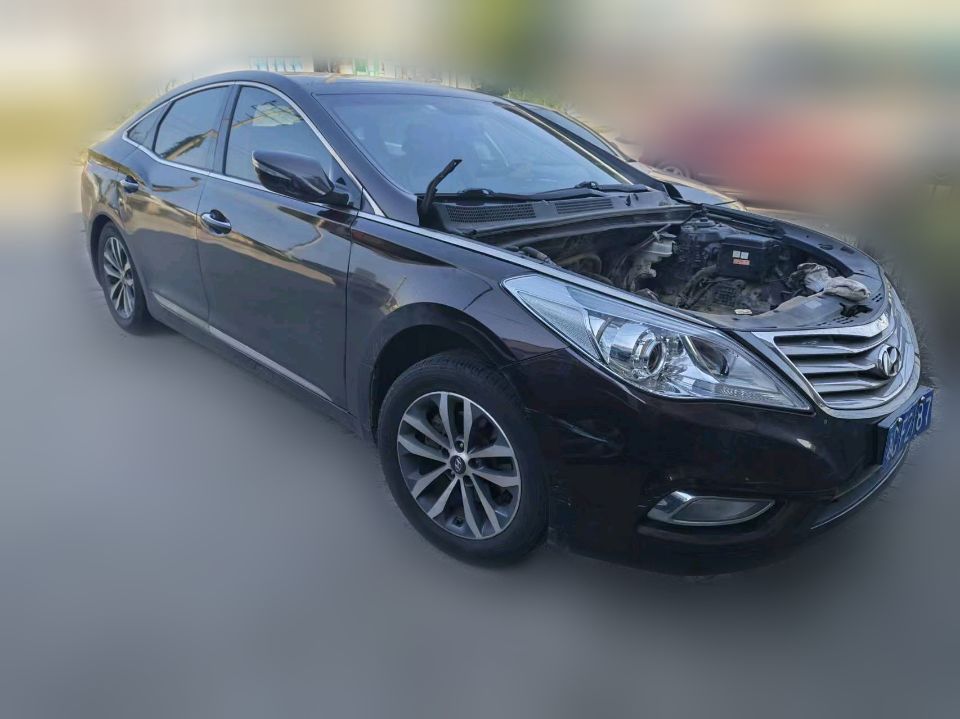 Hyundai Azera 2011 2.4 AT Premium