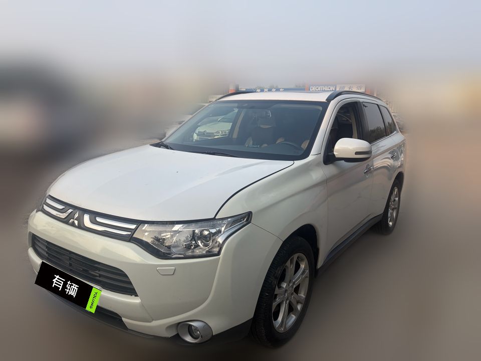 Mitsubishi Outlander 2013 2.4 CVT AWD Luxury Navigation Edition 5-Seater