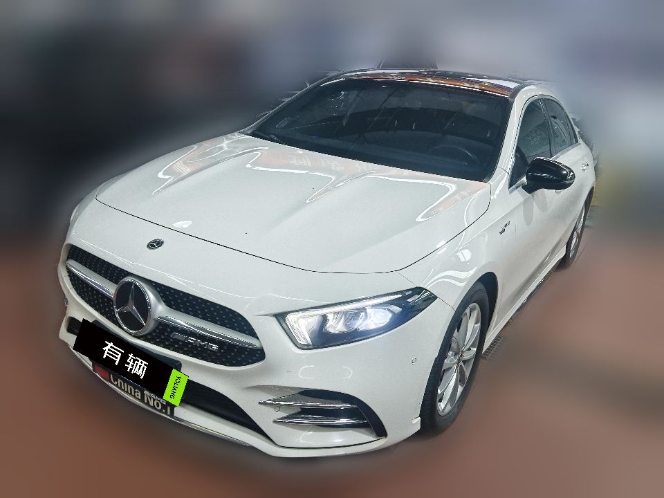 Mercedes-Benz A 200 L 2020 1.3T DCT Sport