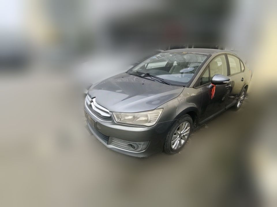 Citroen Sega Sedan 2012 1.6 AT Fashion