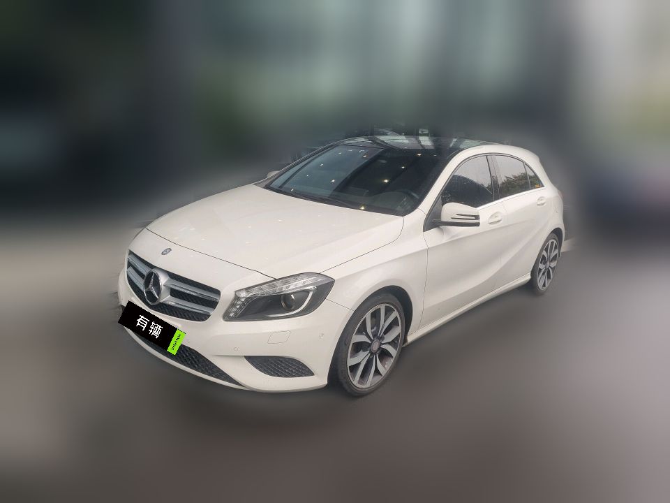 Mercedes-Benz A 200 2015 1.6T DCT