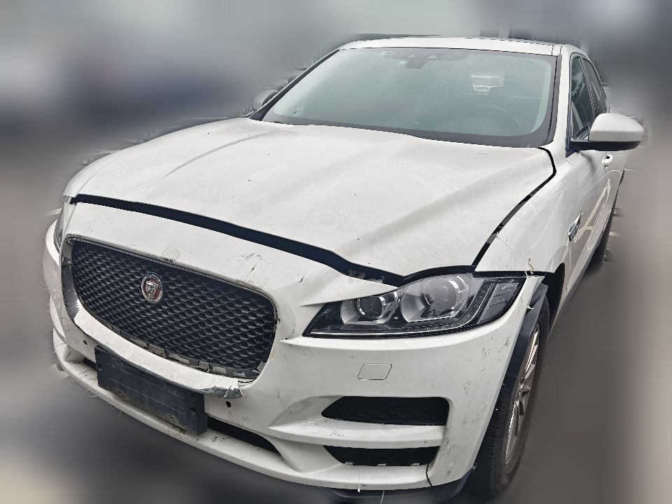Jaguar F-PACE 2016 2.0T AT Urban Luxury
