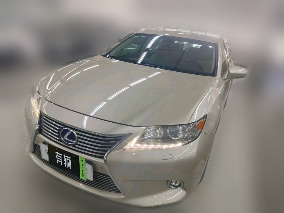 Lexus ES300h 2014 2.5 CVT Elite