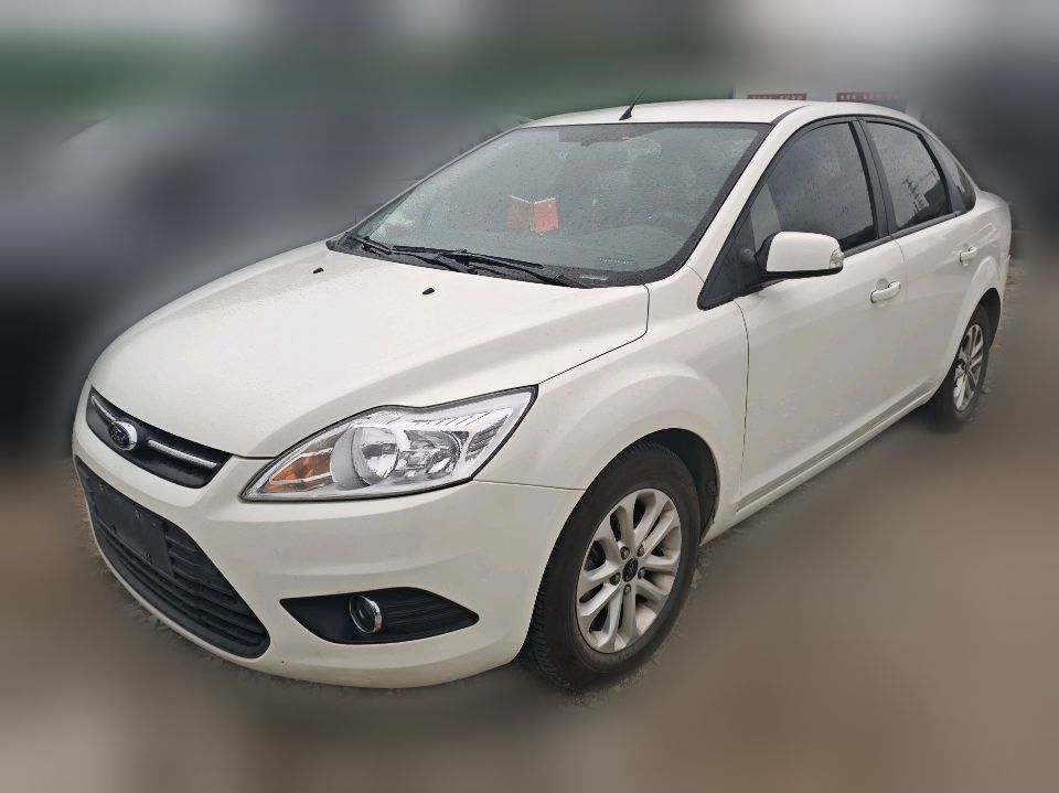 Ford Classic Focus Sedan 2013 1.8 MT Base
