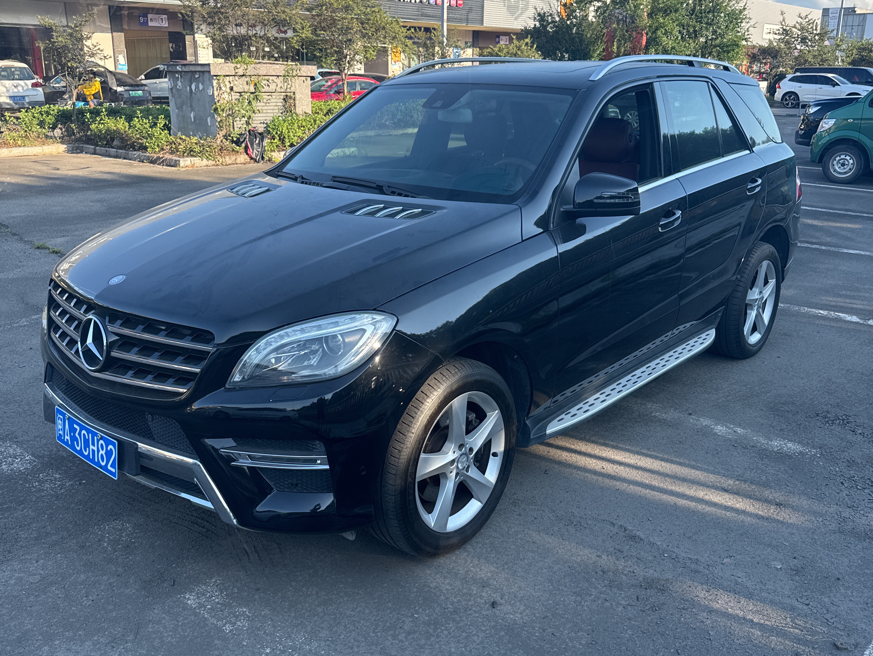Mercedes-Benz ML 300 4MATIC 2013 3.5 AT AWD