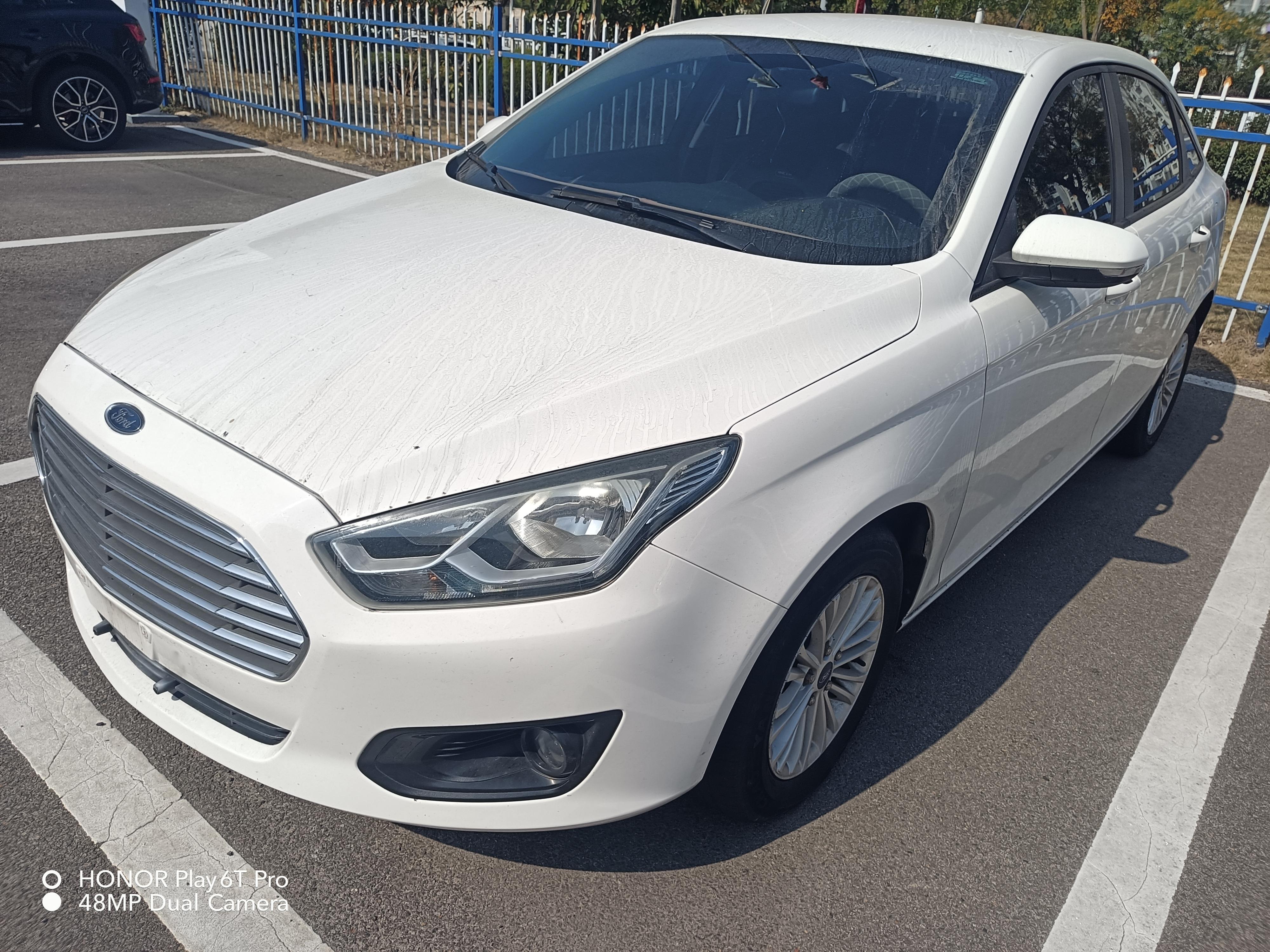 Ford Escort 2017 1.5 AT Comfort