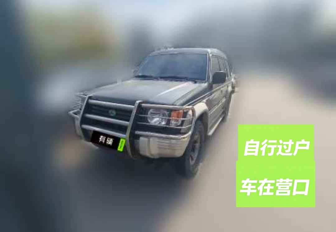 Leopaard Black King Kong 2013 2.2 MT 2WD Standard