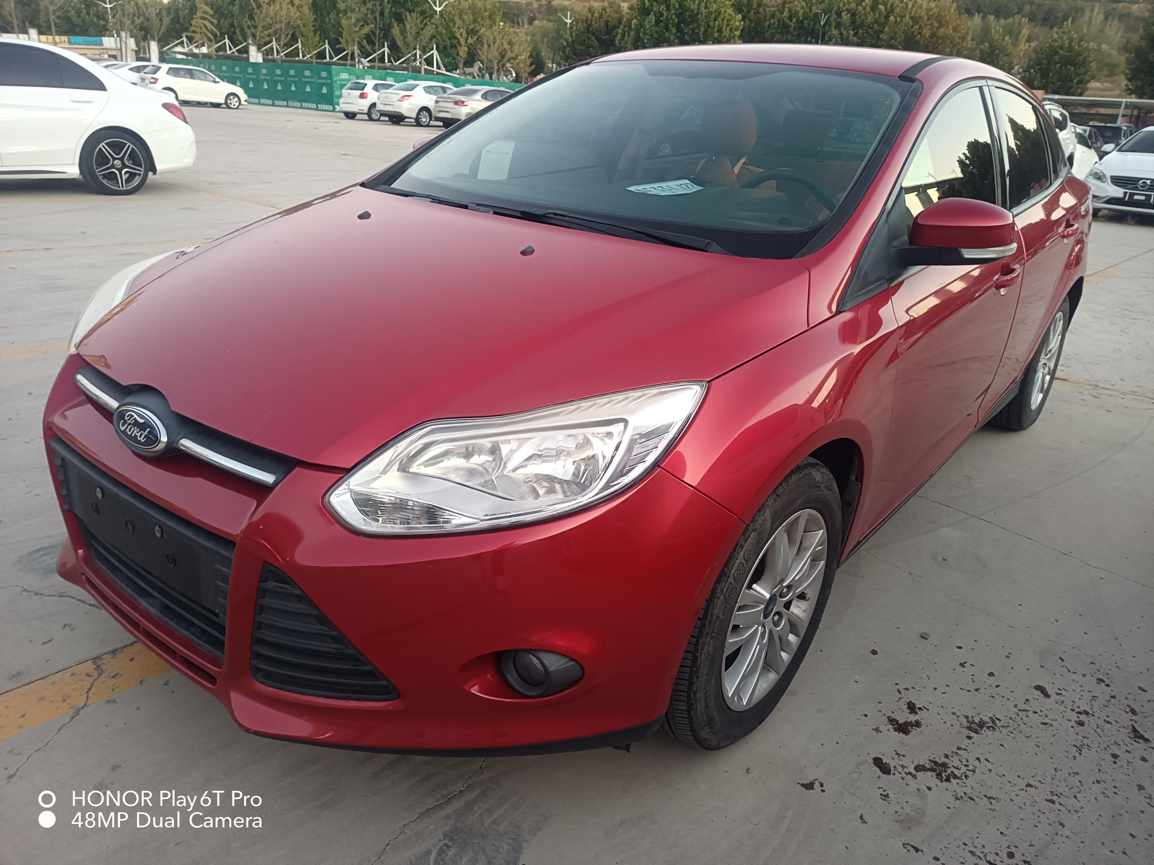 Ford Focus Sedan 2012 1.6 Manual Comfort