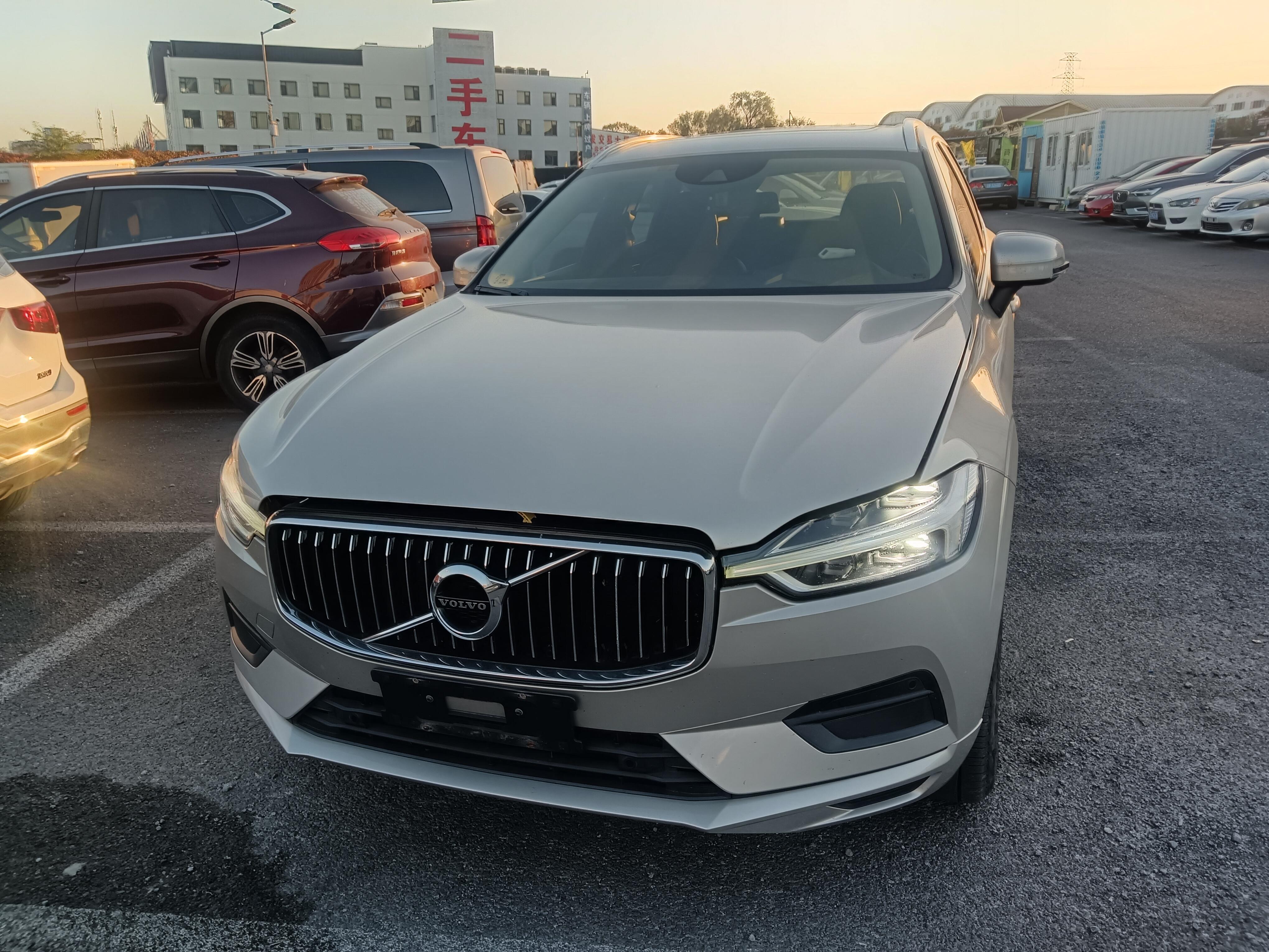 Volvo XC60 2019 2.0T AT T5 AWD Elite