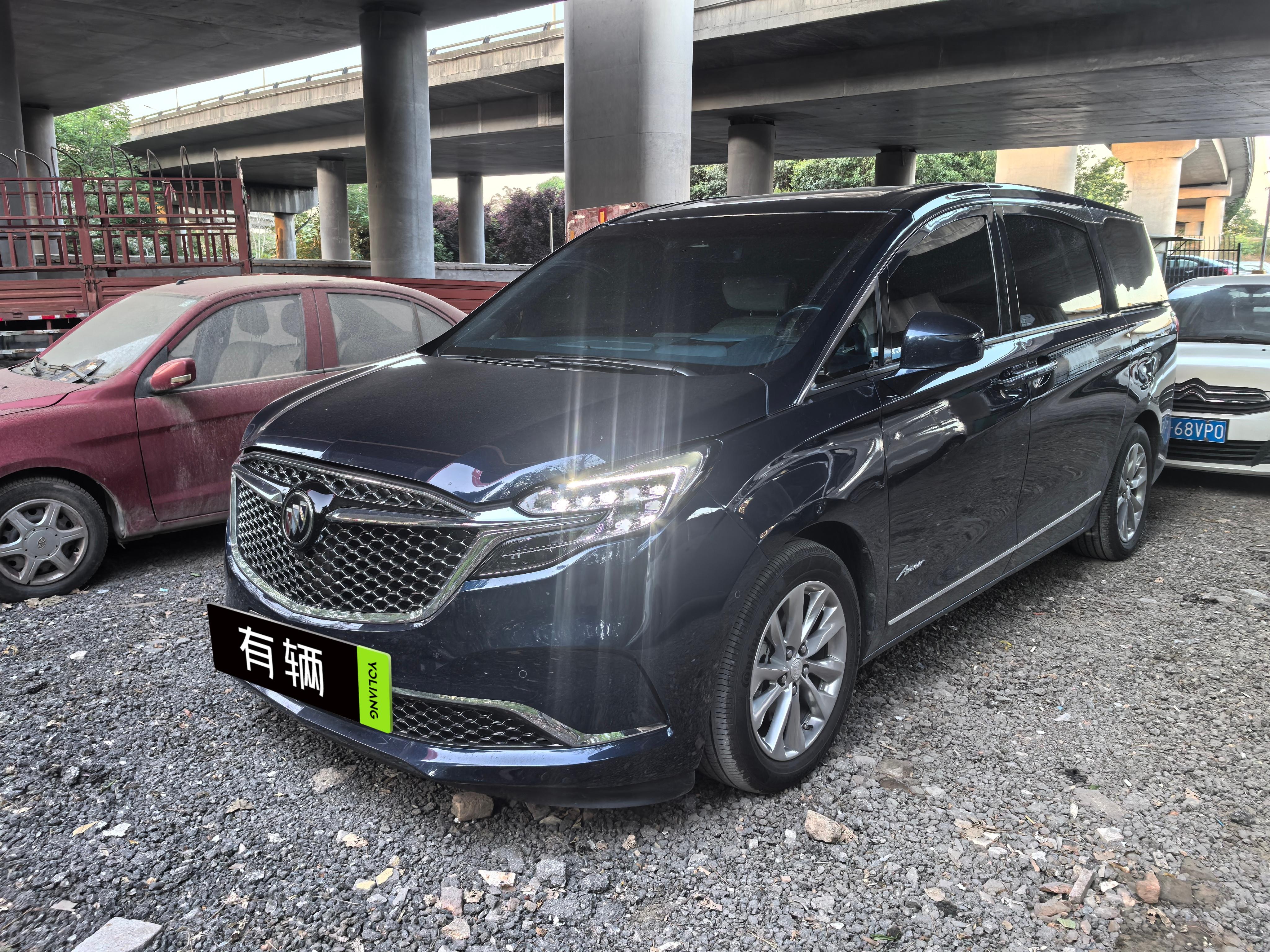 Buick GL8 Avenir 2021 2.0T AT Four-Seater Respect Edition
