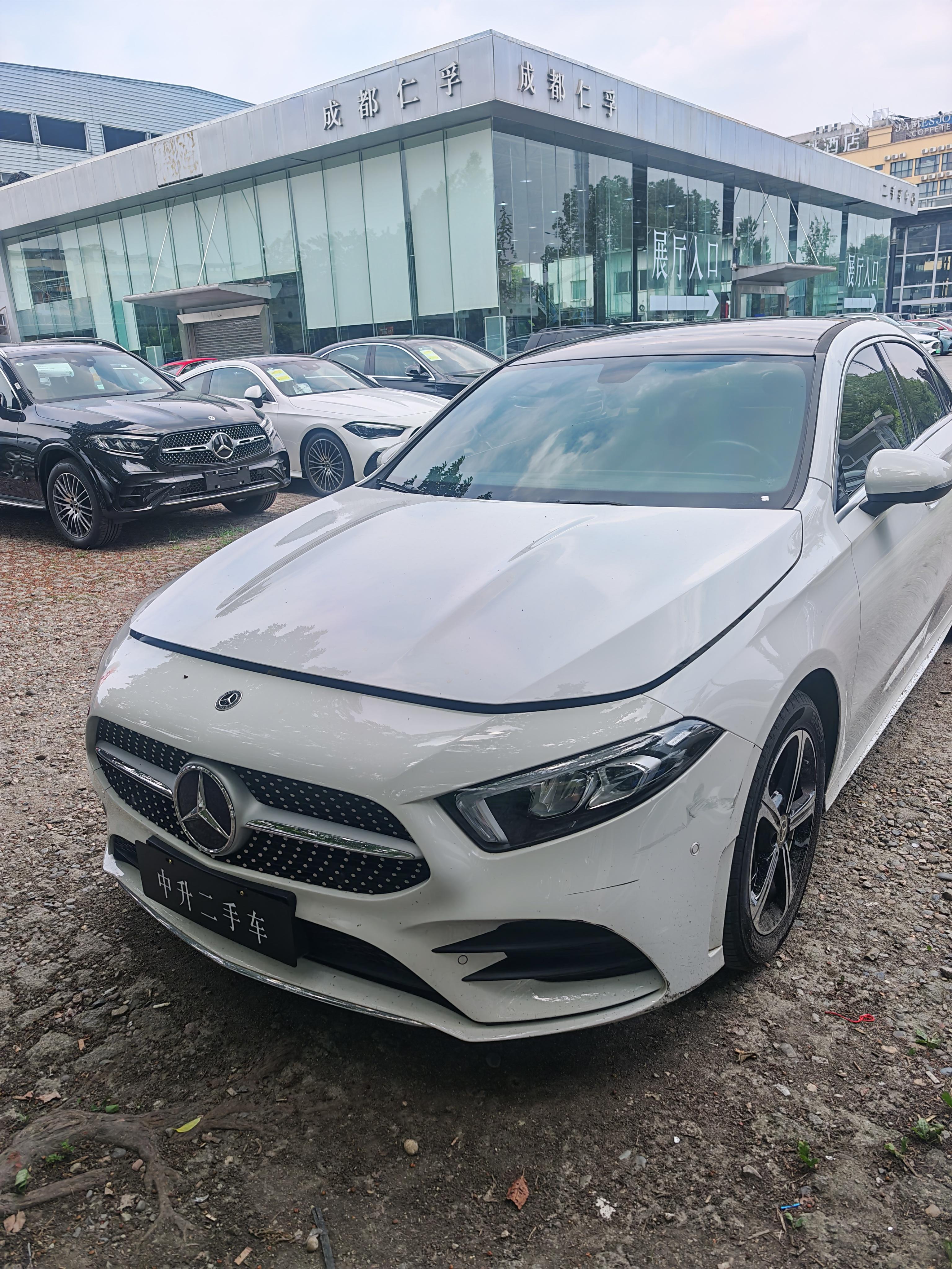 Mercedes-Benz A 200 L 2022 1.3T DCT Fashion Facelift 3