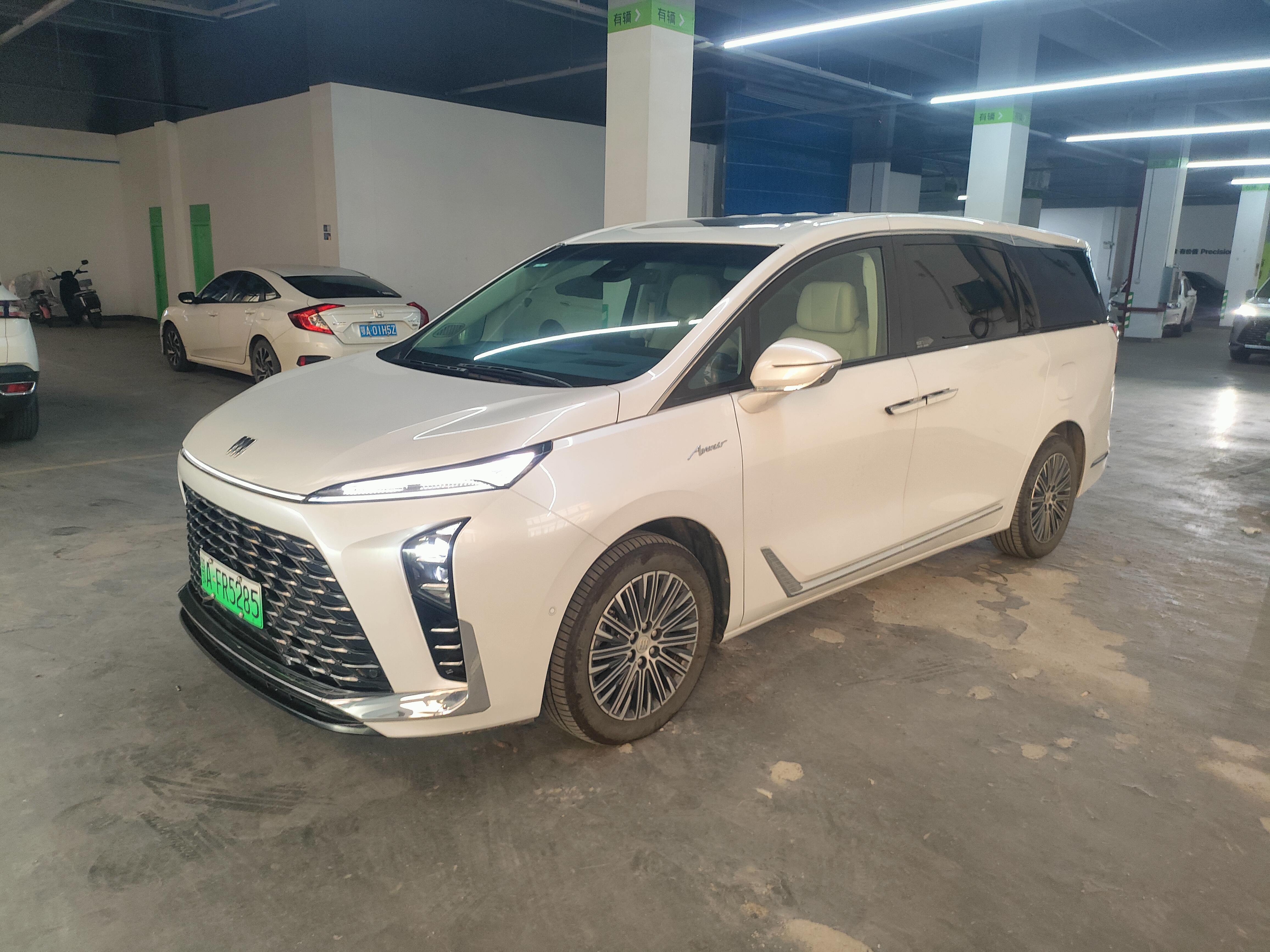 Buick GL8 Luzun PHEV 2024 1.5T AT Luxury 6-Seater
