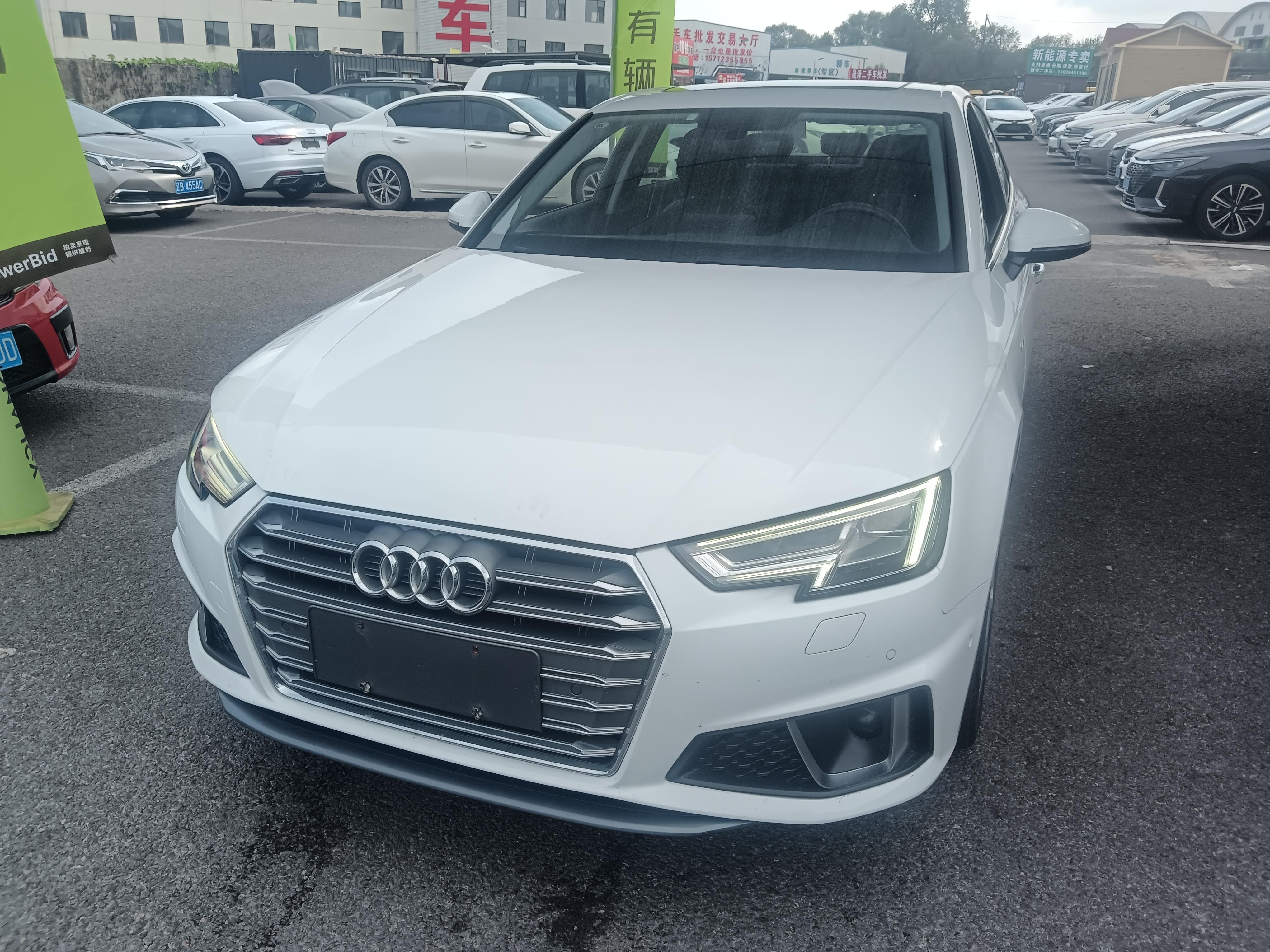 Audi A4L 2019 2.0TFSI DCT 40TFSI Fashion