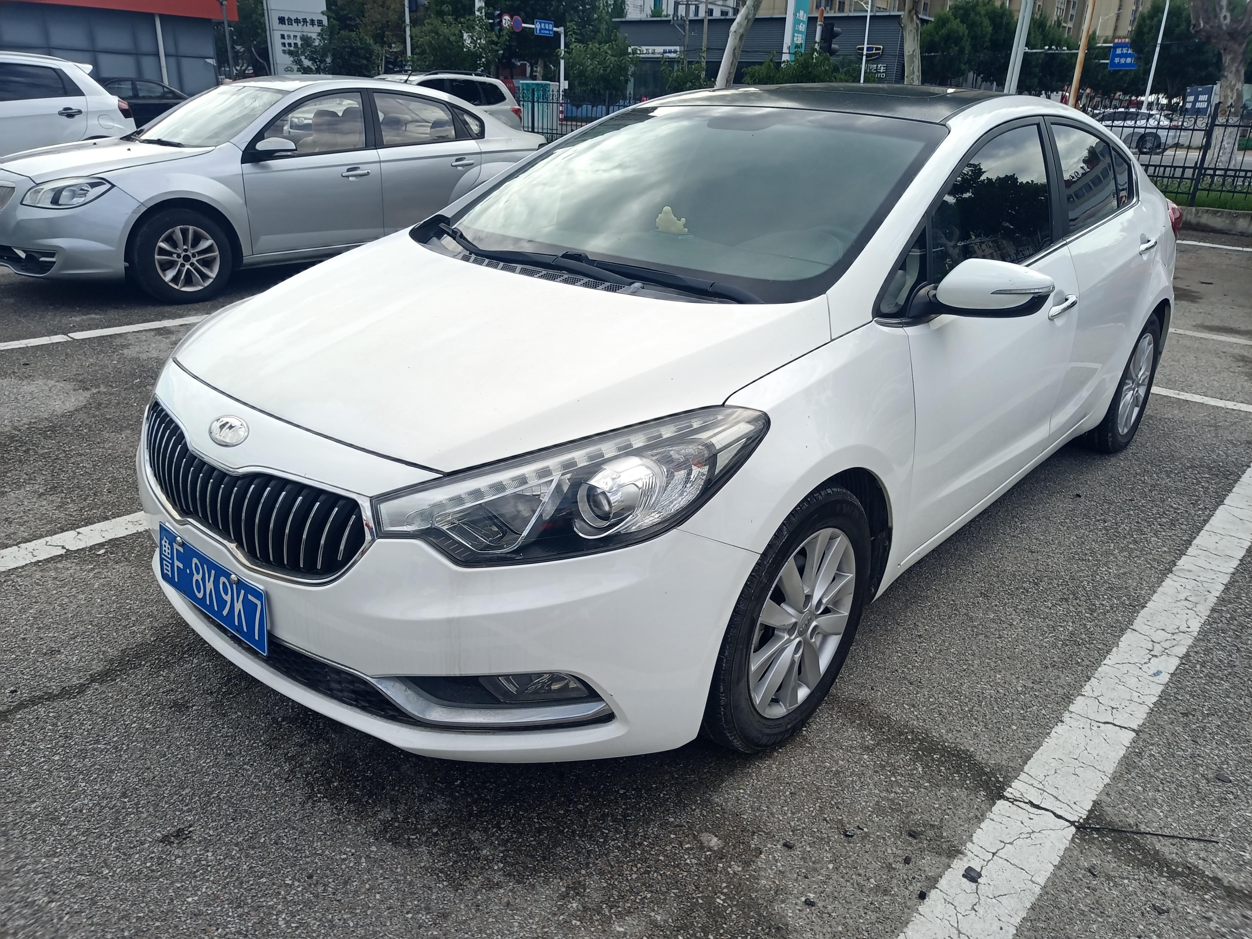 Kia K3 2013 1.6 AT GLS