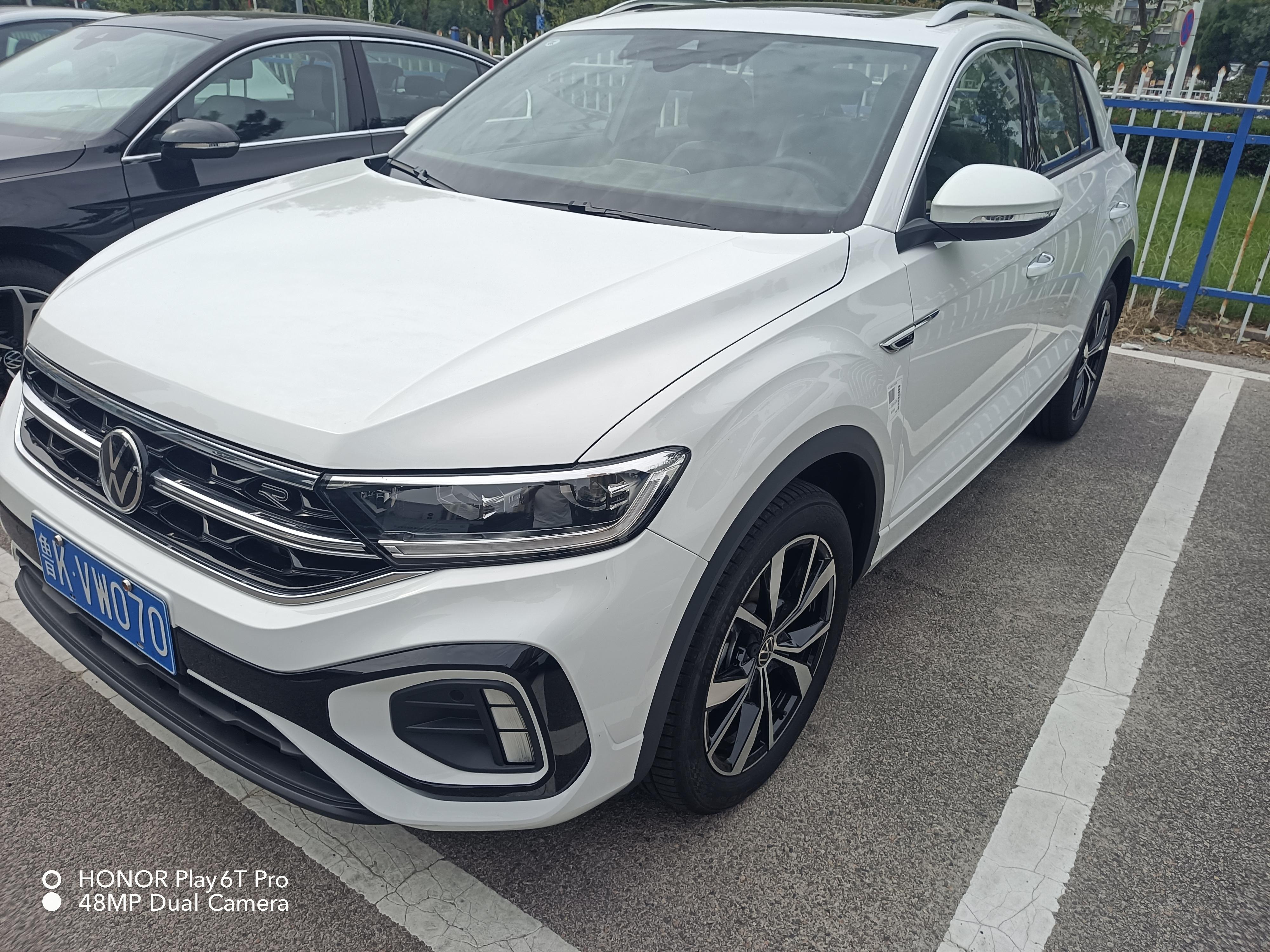 Volkswagen T-Roc 2024 1.5 TSI DCT 300TSI FWD Sunrise Edition