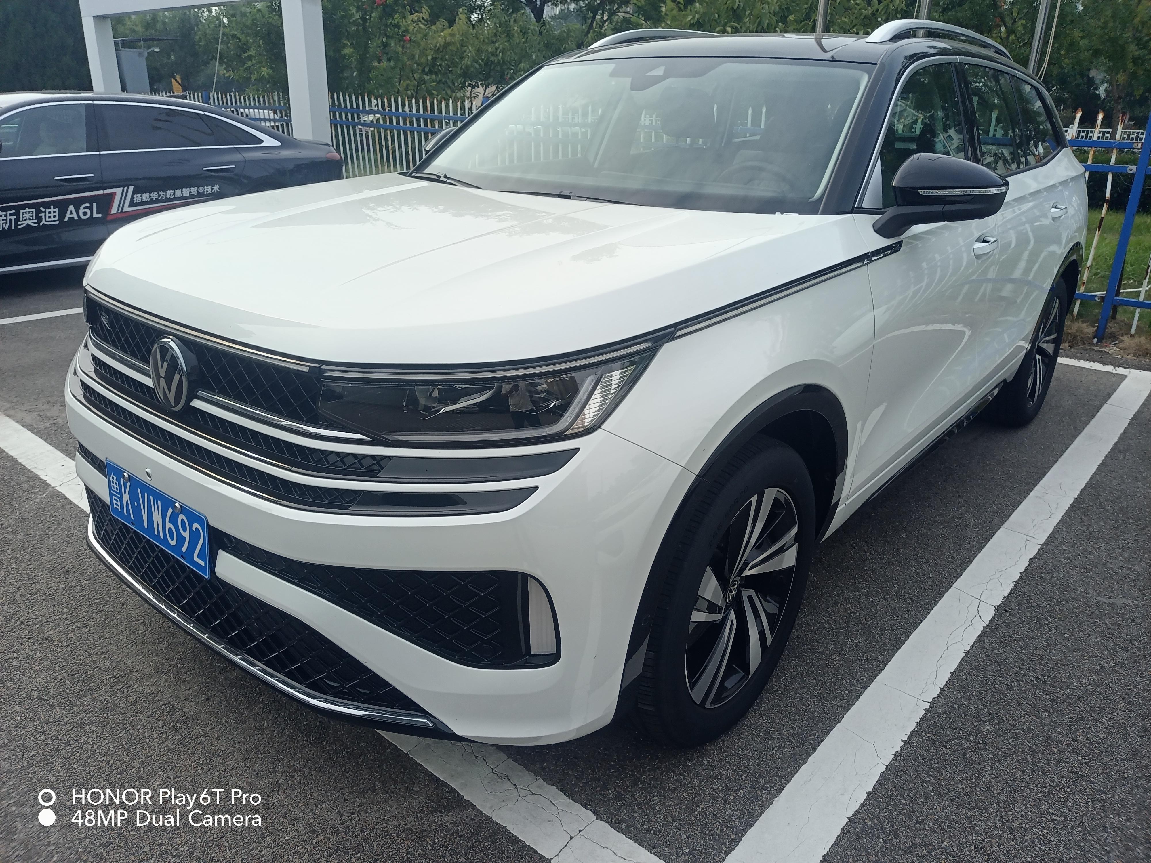 Volkswagen Talagon R-Line 2024 2.0TSI DCT 380TSI AWD Premium Plus Facelift