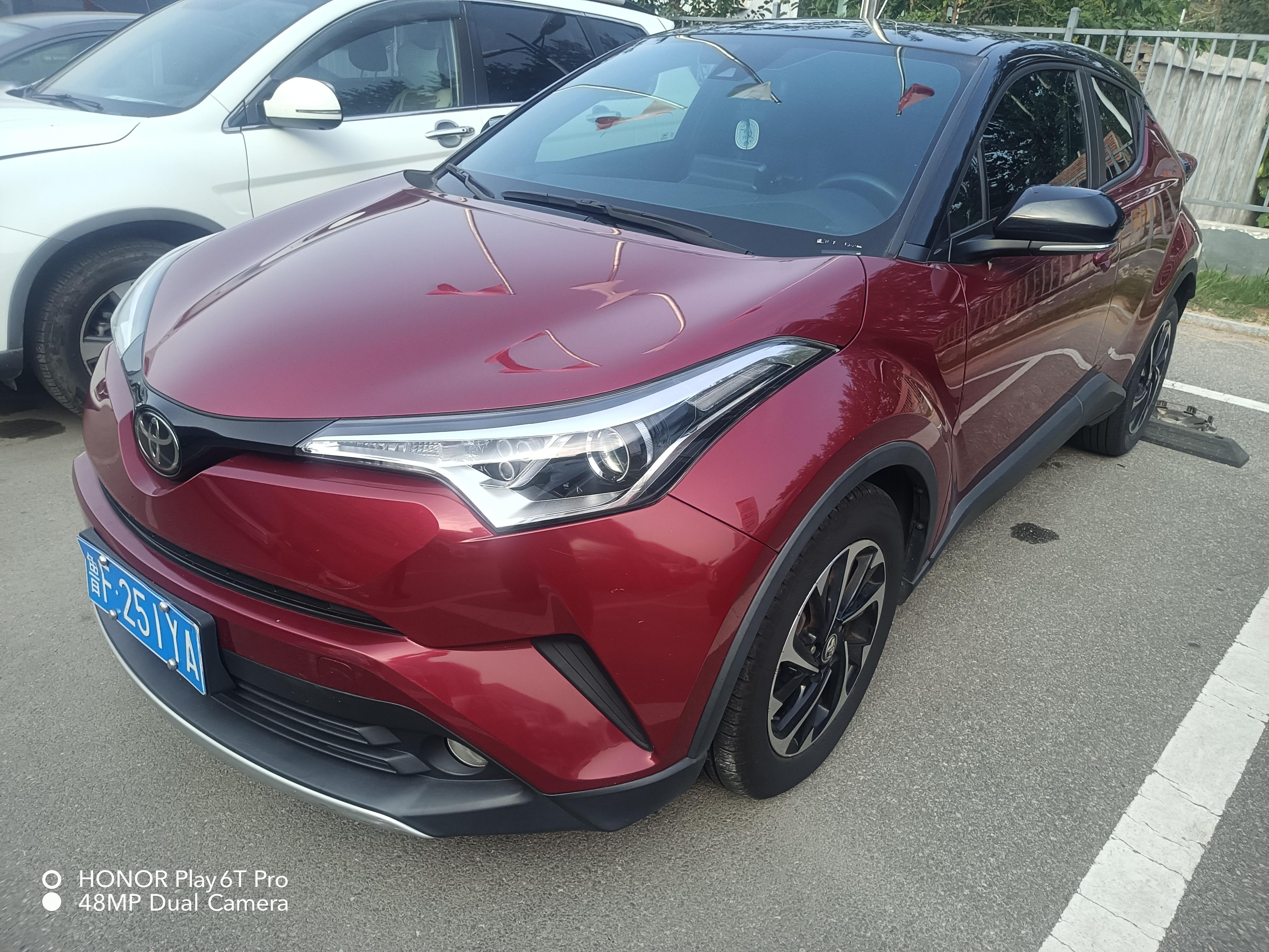 Toyota C-HR 2018 2.0 CVT IZOA Edition