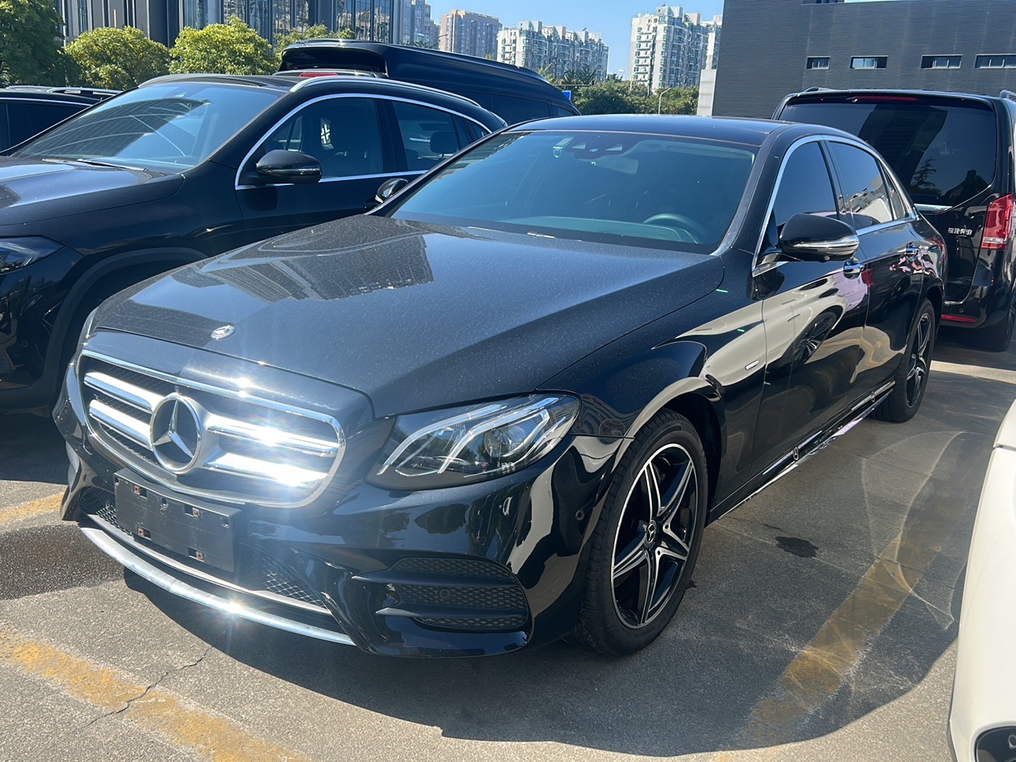 Mercedes-Benz E 300 L 2020 2.0T AT Sport Fashion