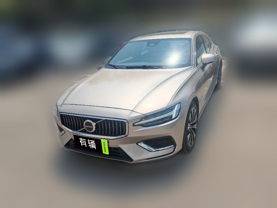 Volvo S60 48V 2025 2.0T DCT B4 Luxury