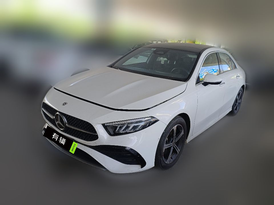 Mercedes-Benz A 200 L 2023 1.3T DCT Fashion