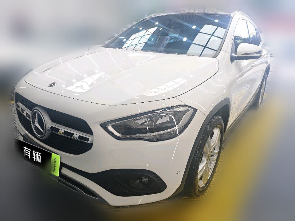 Mercedes-Benz GLA 180 2020 1.3T DCT