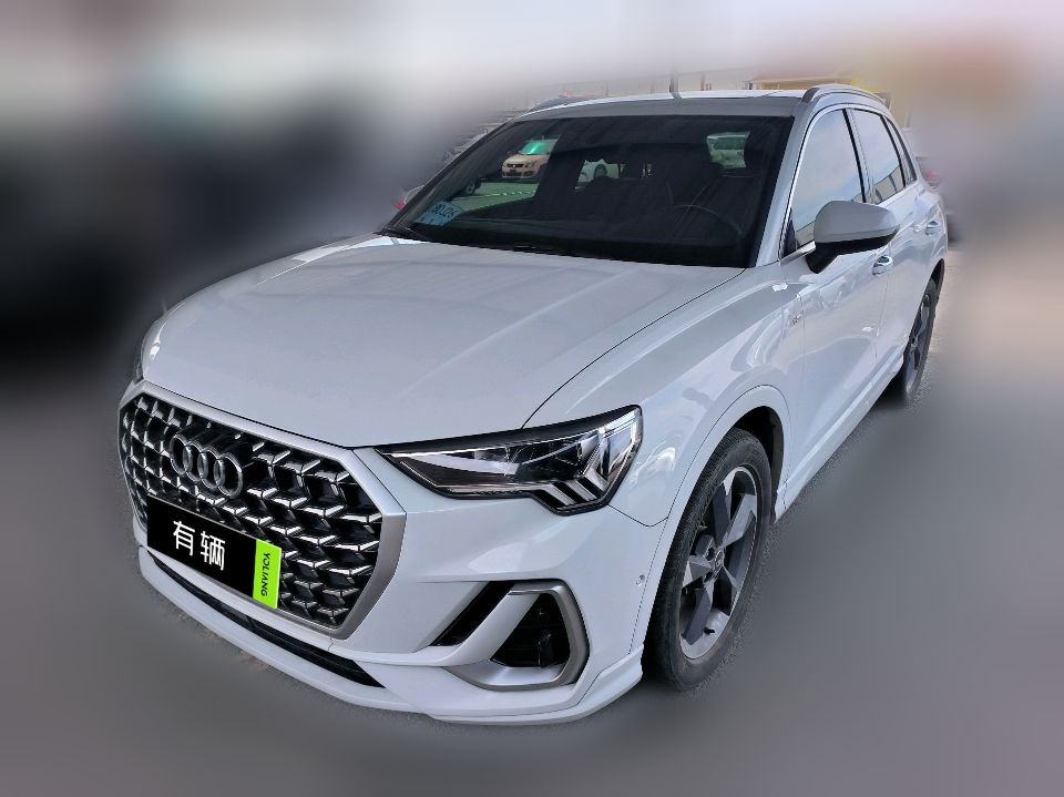 Audi Q3 2024 1.5TFSI DCT 35TFSI Sport