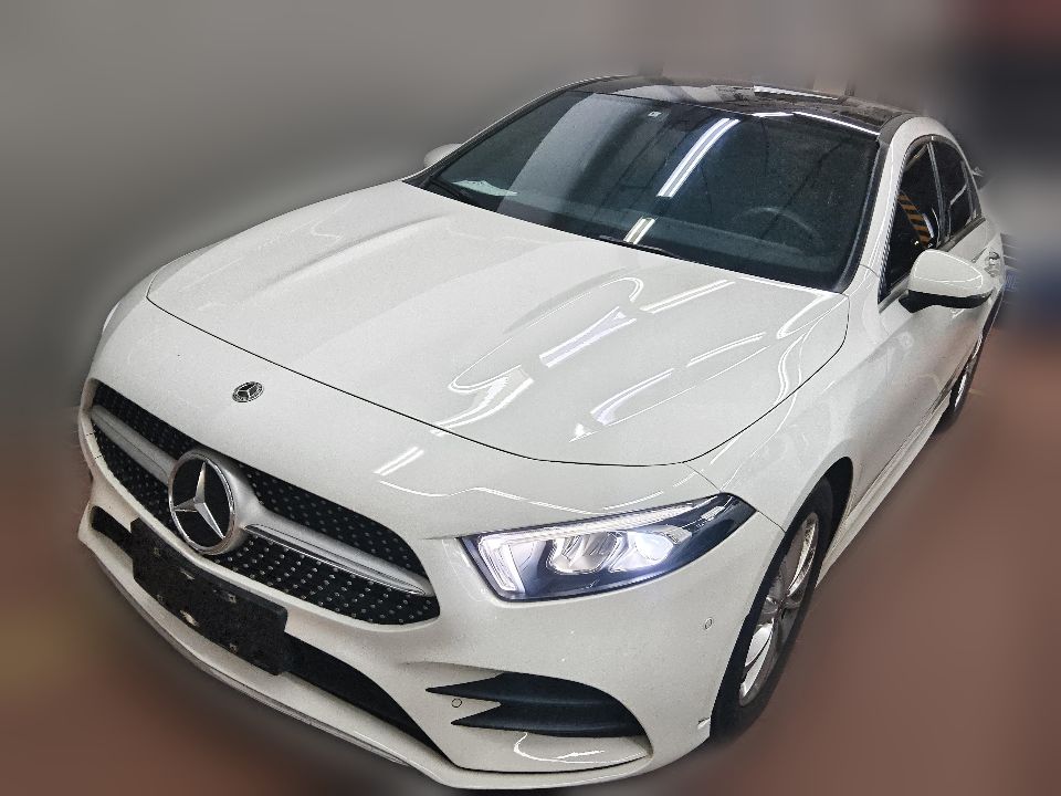 Mercedes-Benz A 200 L 2020 1.3T DCT Fashion Facelift