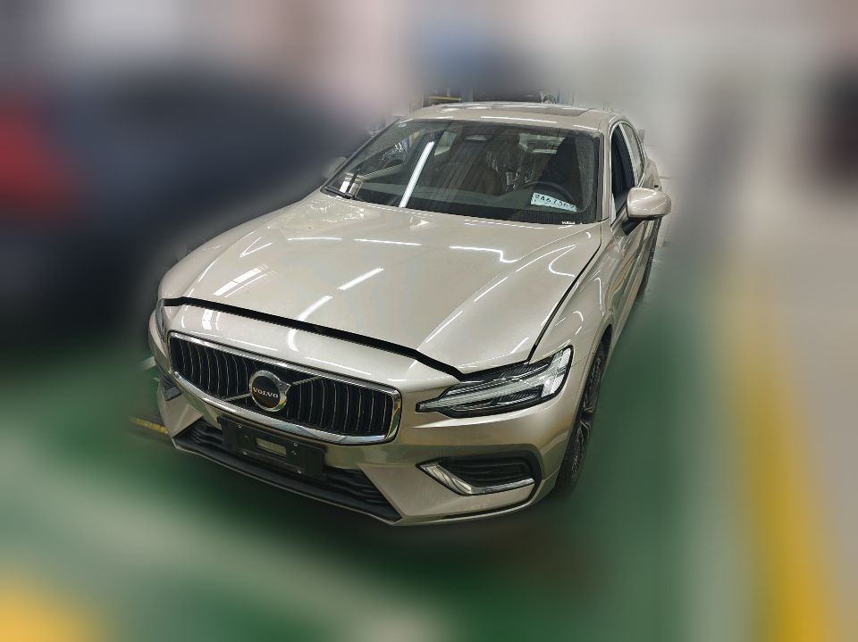 Volvo S60 48V 2025 2.0T DCT B4 Luxury