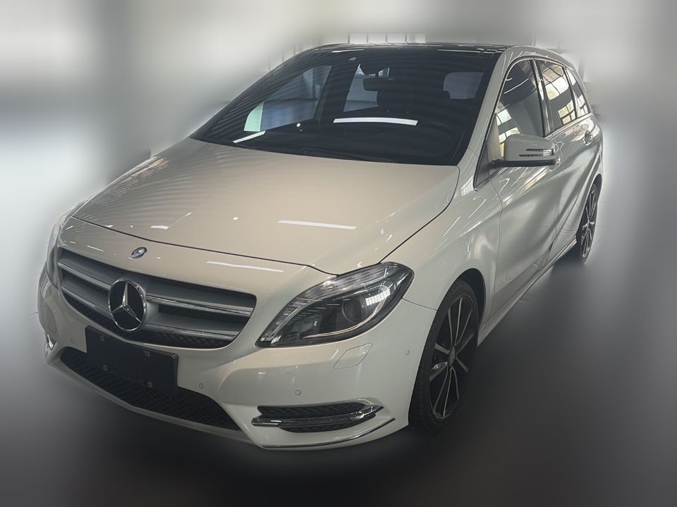 Mercedes-Benz B 200 2015 1.6T DCT Sport Edition